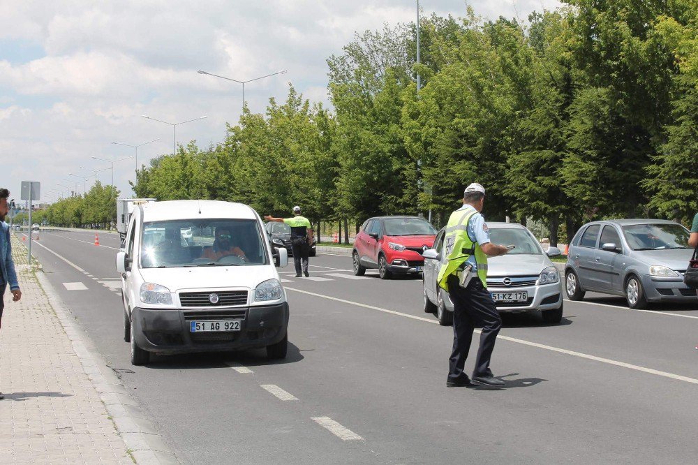 Niğde’de ’Türkiye Güvenli Trafik Denetimi’ Uygulaması Yapıldı