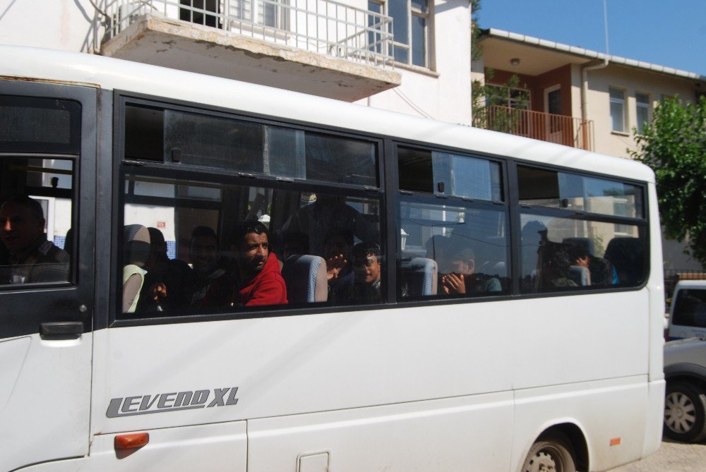 Tekirdağ’da 15 Pakistanlı Kaçak Yakalandı