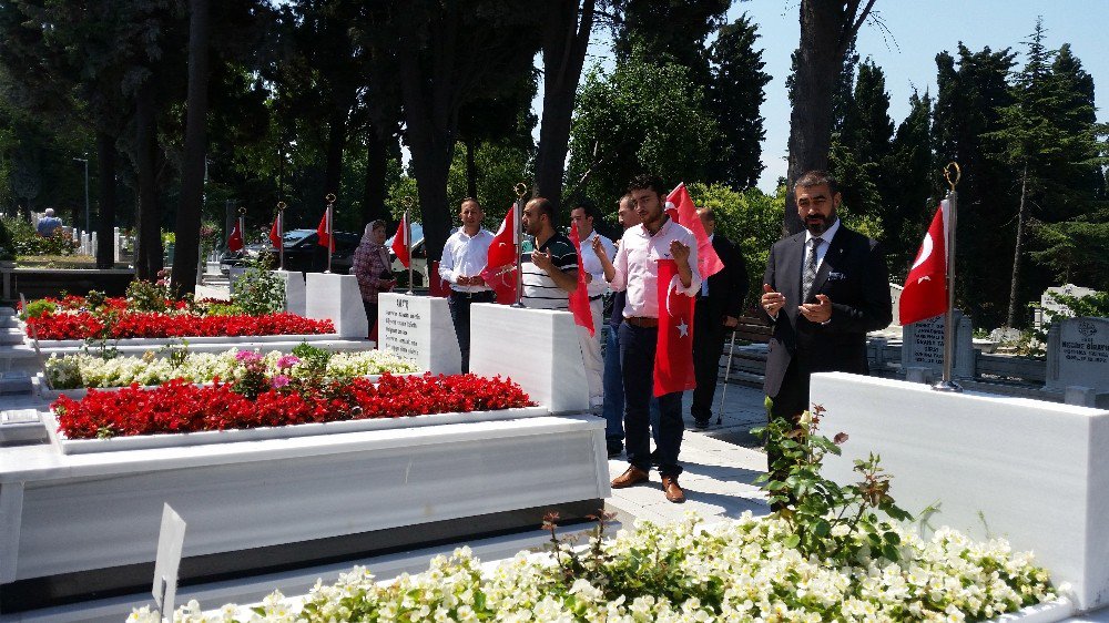 15 Temmuz Gazileri, 15 Temmuz Şehitlerinin Kabirlerini Ziyaret Etti