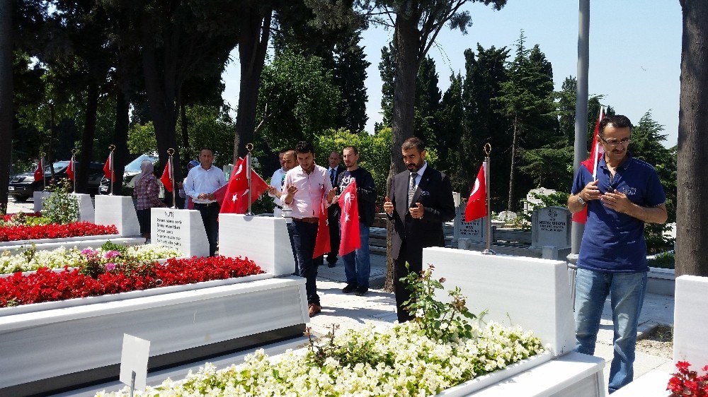 15 Temmuz Gazileri, 15 Temmuz Şehitlerinin Kabirlerini Ziyaret Etti