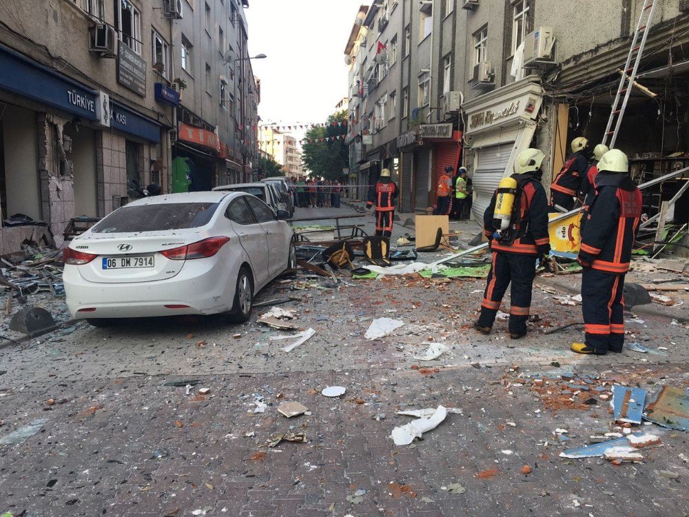 Bakırköy’de Tüpgaz Patlaması. Bir İşyeri Harabeye Döndü