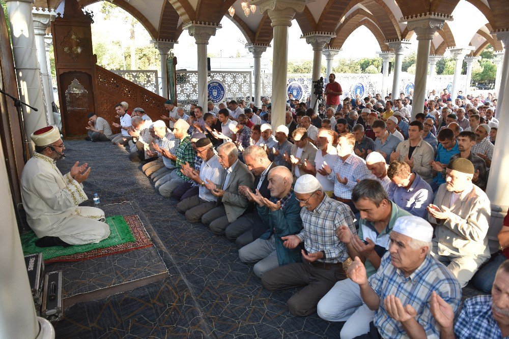 Bayram Namazı Merinos Parkı’nda Kılınacak