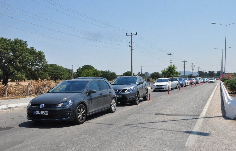 Çanakkale İskelelerinde Araç Yoğunluğu