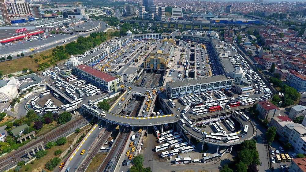 Otogardaki Bayram Yoğunluğu Havadan Görüntülendi