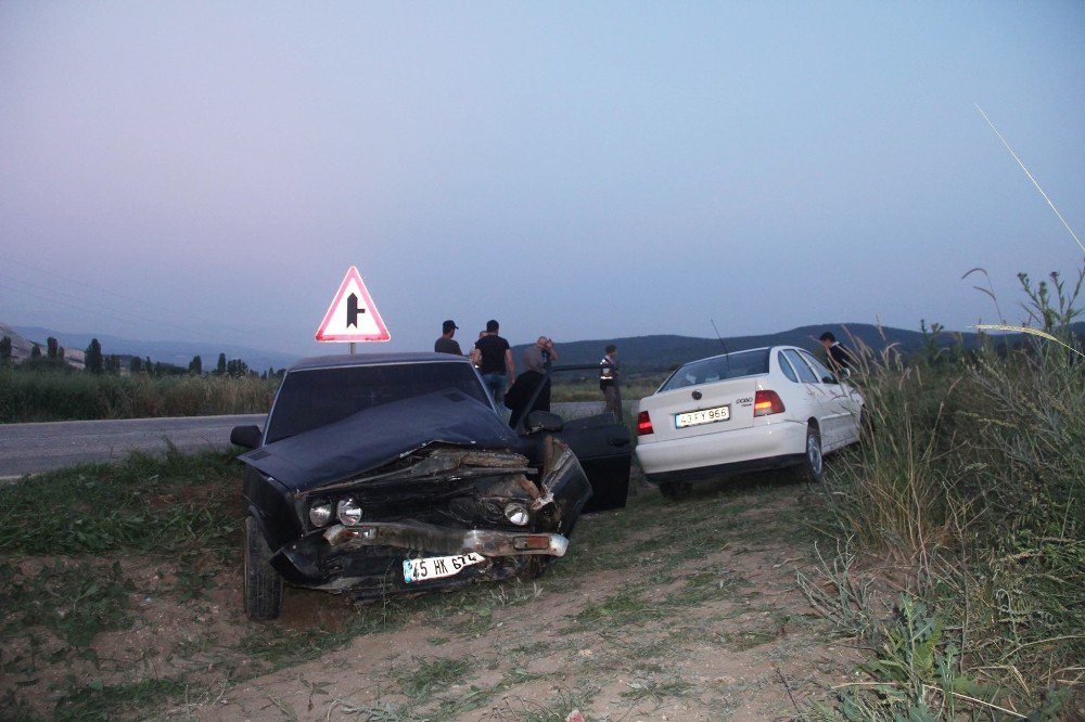 Hisarcık’ta Trafik Kazası: 3 Yaralı