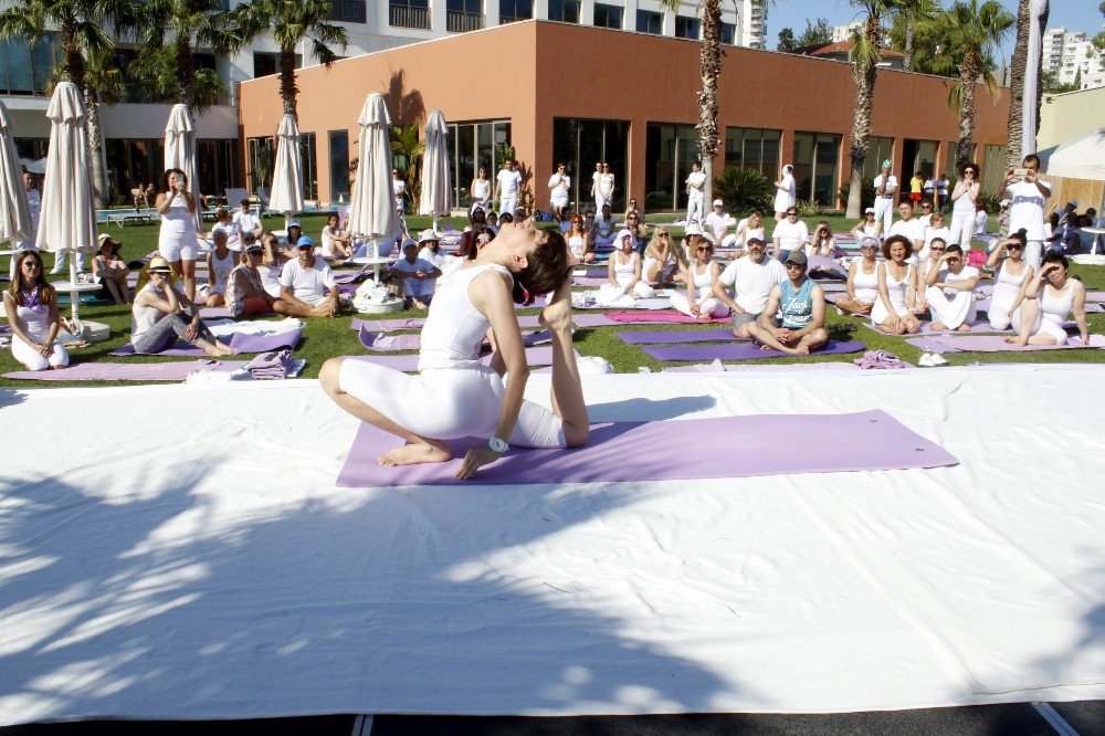 Antalya’da Yoga Festivali Başladı