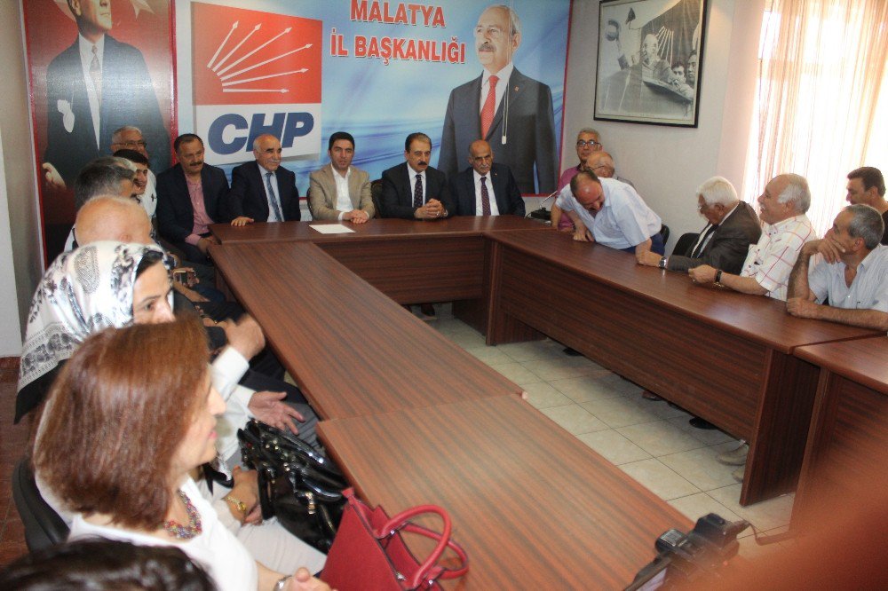 Chp’de Bayramlaşma Töreni Yapıldı