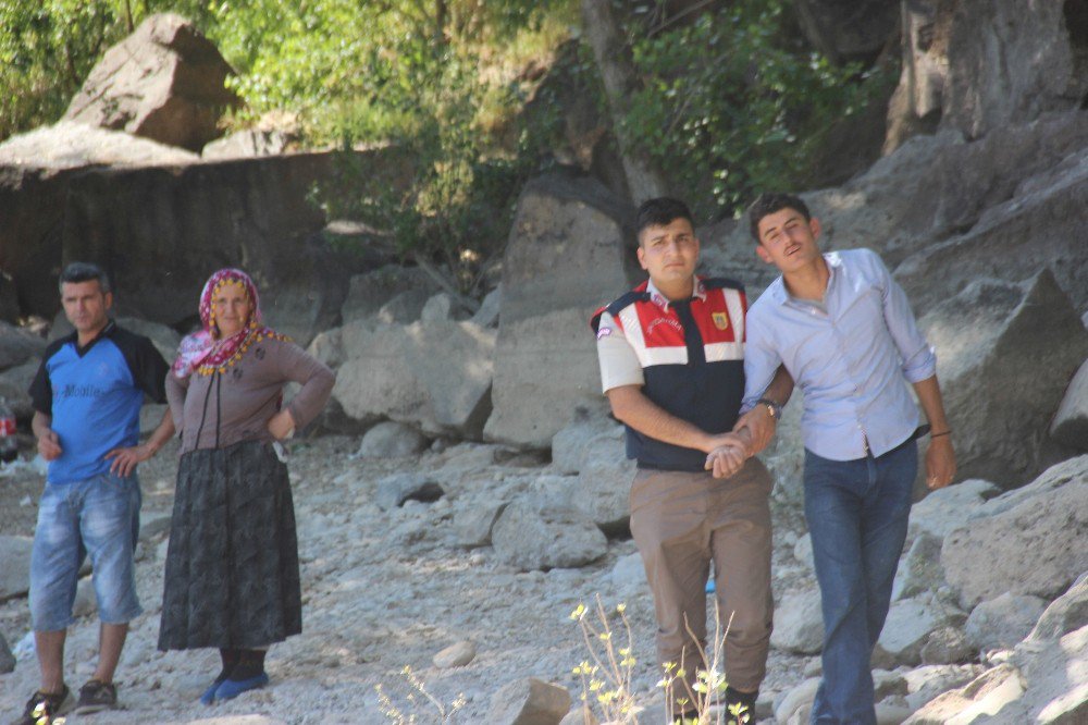 Ülkesindeki İç Savaştan Kaçtı, Barajda Boğuldu