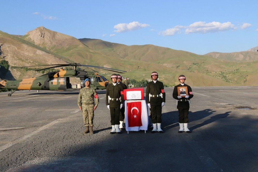 Hakkari’de Şehit Asker İçin Tören Düzenlendi