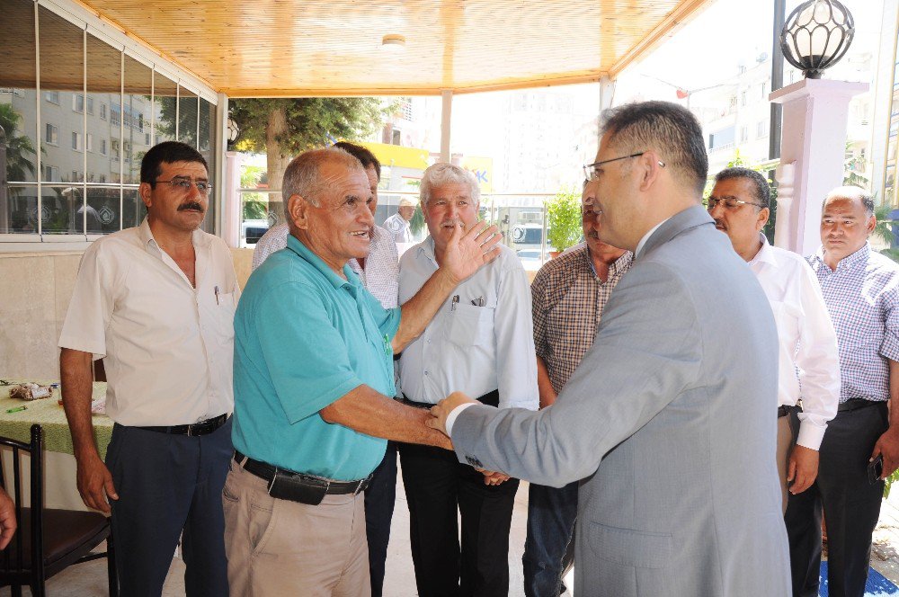 Kaymakam Pamuk Hem Bayramlaştı, Hem Helalleşti