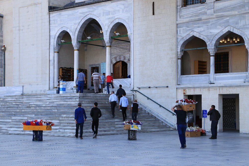 Kocatepe Camii’nde Ramazan Bayramı Coşkusu