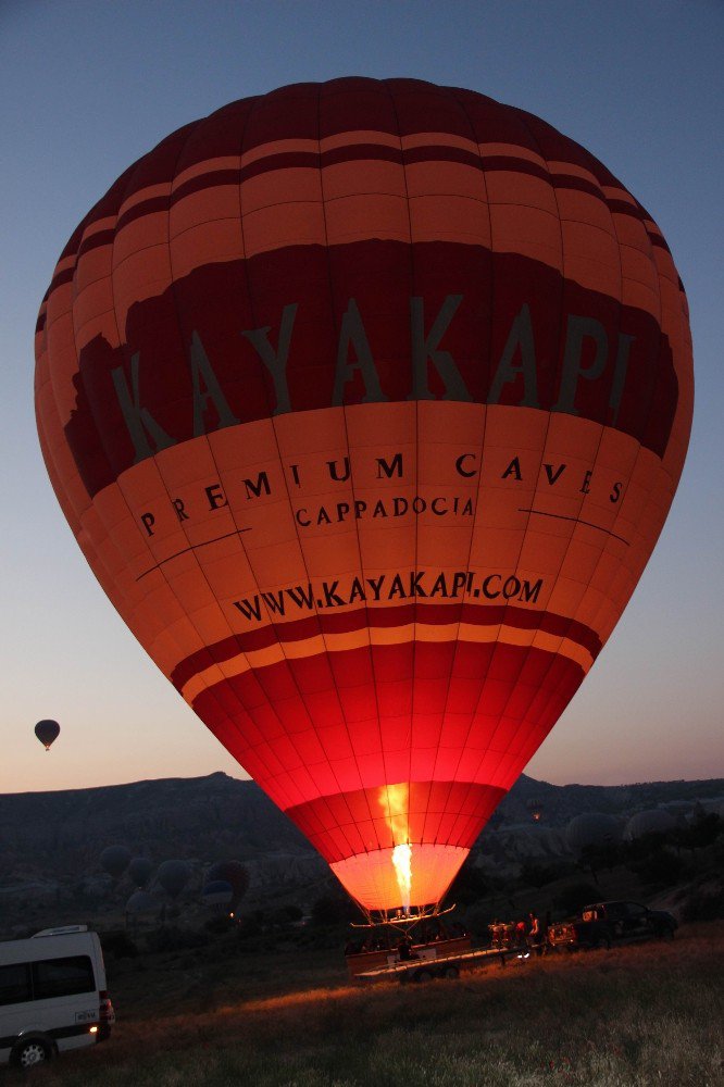 Kapadokya’da Bayram Coşkusu Gökyüzünde Başladı