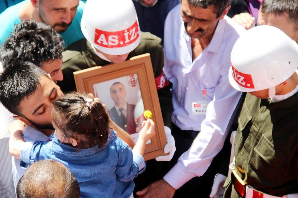 Bayram Demek Onun İçin ‘Babasız Kalmak’ Demek