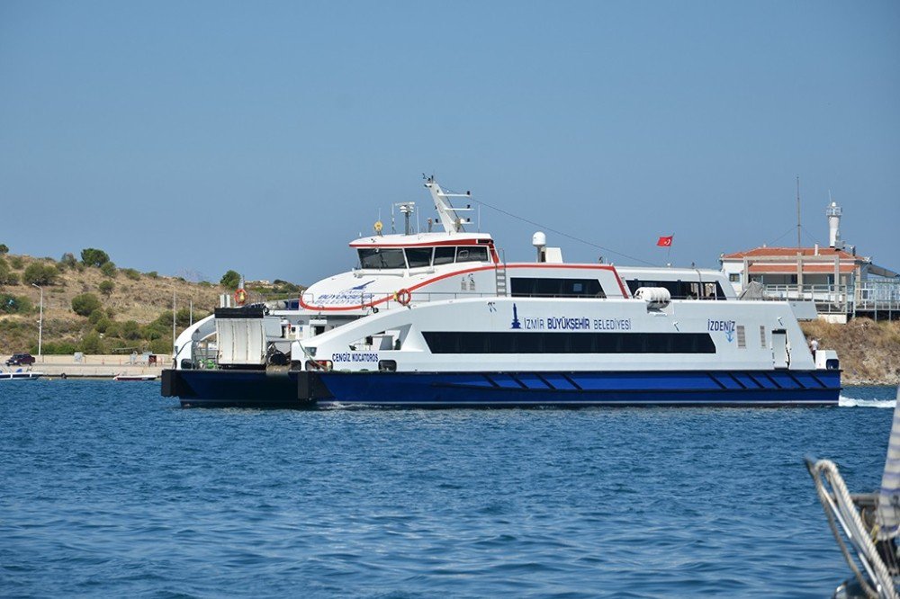 İzmir-foça Gemi Seferleri Başladı