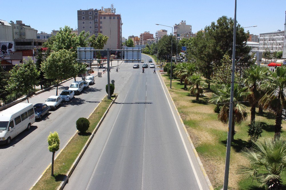 Adıyaman’da Cadde Ve Sokaklar Boş Kaldı