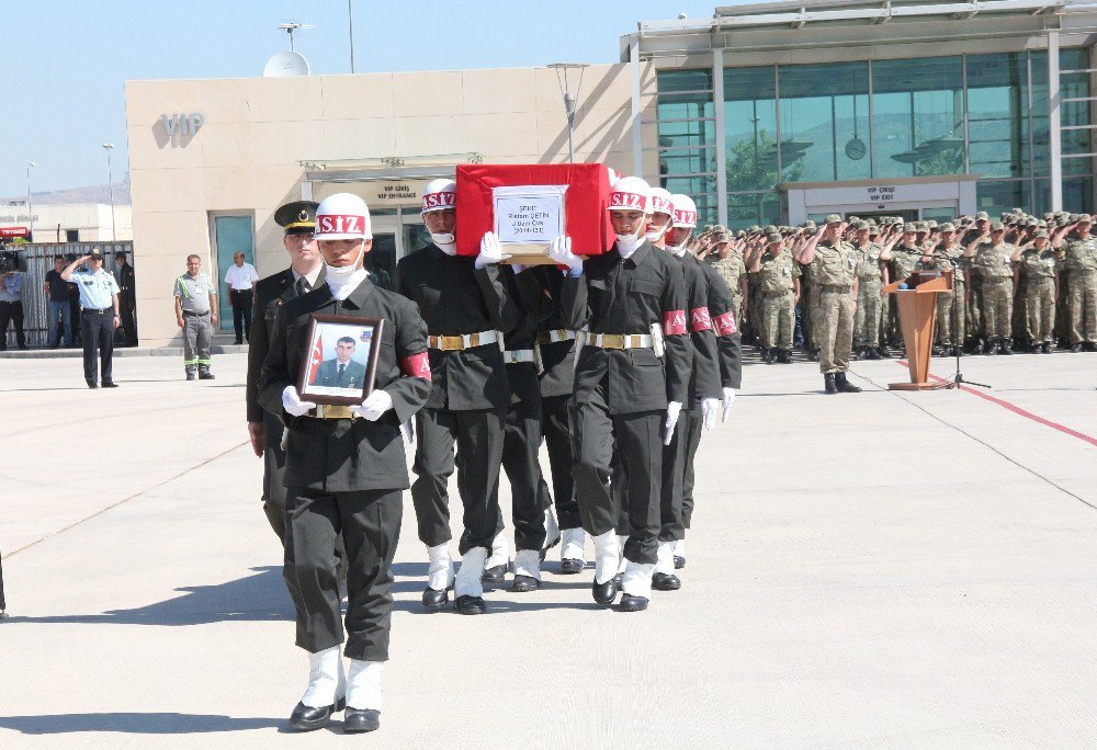 Elazığ Şehidi Çetin İçin Tören Düzenlendi