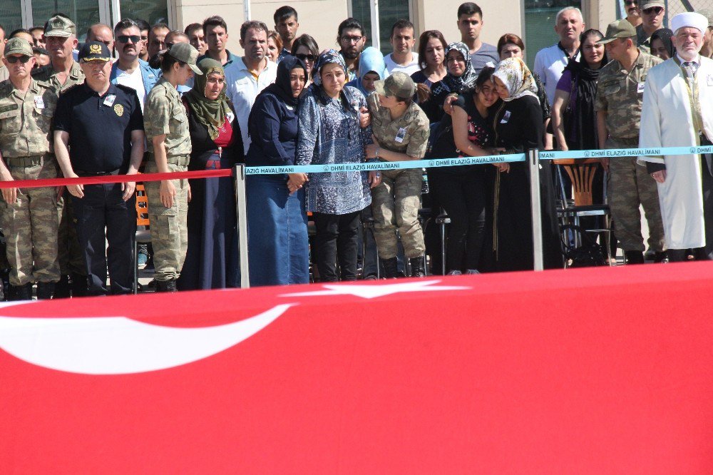 Elazığ Şehidi Çetin İçin Tören Düzenlendi