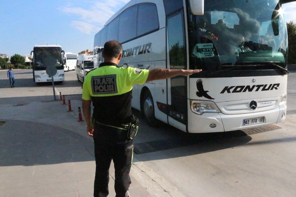 Şehirlerarası Otobüslerde Emniyet Kemeri Denetimi