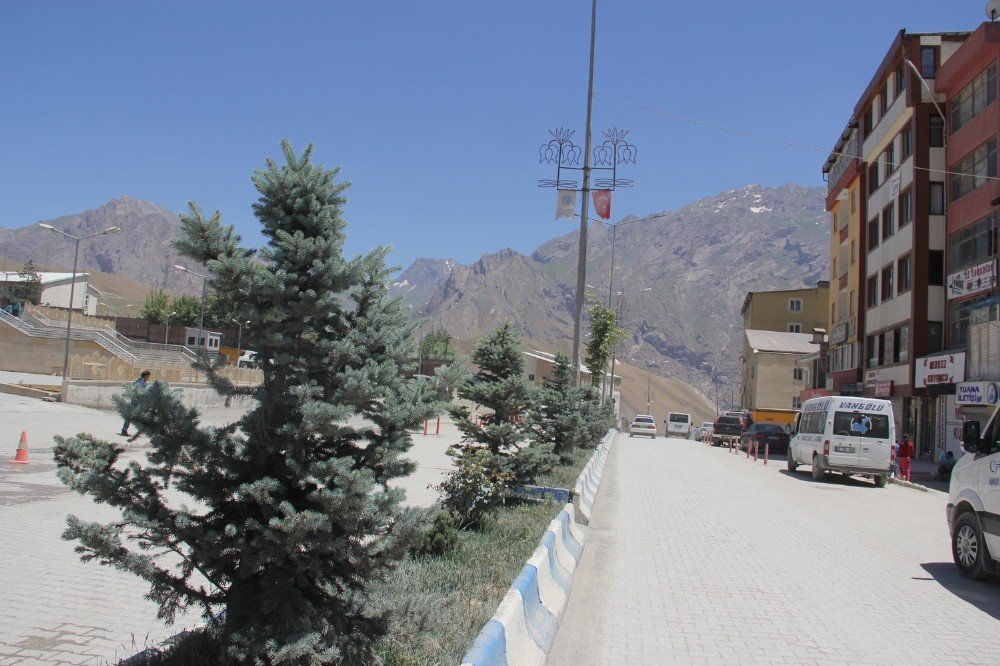 Hakkari İl Geneli Huzurlu Bir Bayram Yaşadı