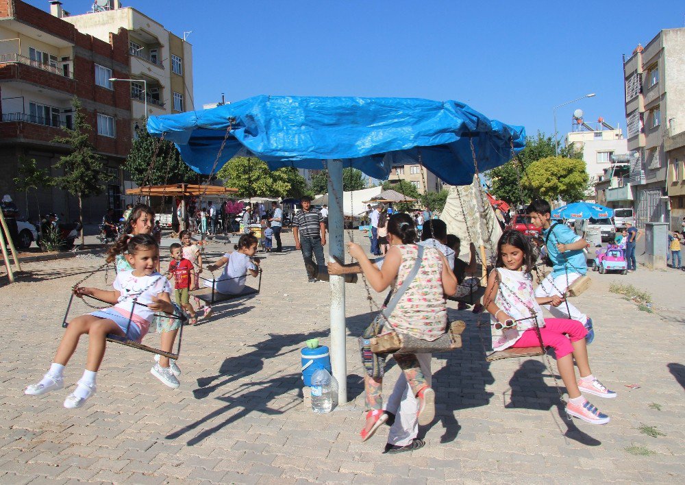 Kilis’te Türk Ve Suriyeli Çocuklar Birlikte Eğleniyor