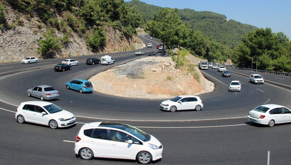 Bayram Dönüşü Muğla’da Trafik Yoğunluğu