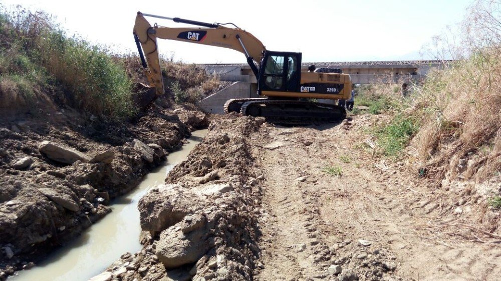 Tire’de Oluşan Sel Baskınının Yaraları Sarılıyor