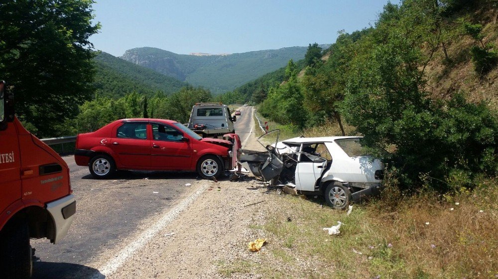 Oğluna Bayram Ziyaretine Geldi, Kazada Hayatını Kaybetti