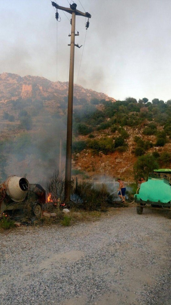 Marmaris’te Ot Yangını Korkuttu