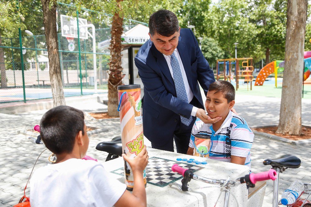 Oyuncakistan Parkının Yeni Hali Çok Beğenildi