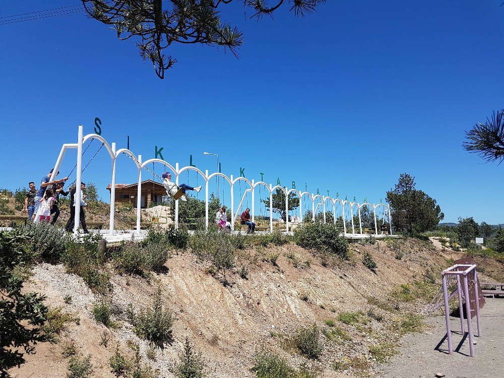 Çorumlular Bayramda Tabiat Parklarına Akın Etti