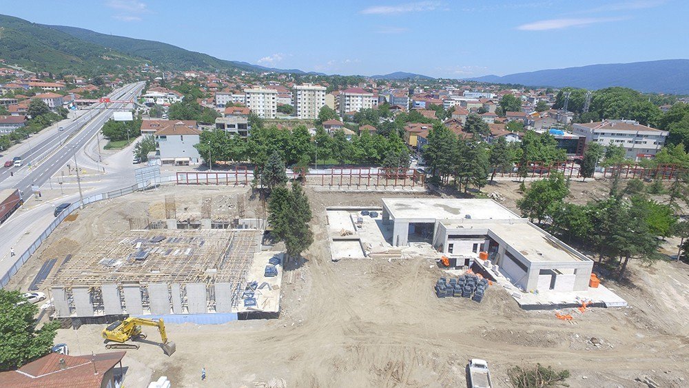 Başkan Toçoğlu, Hendek’te İncelemelerde Bulundu