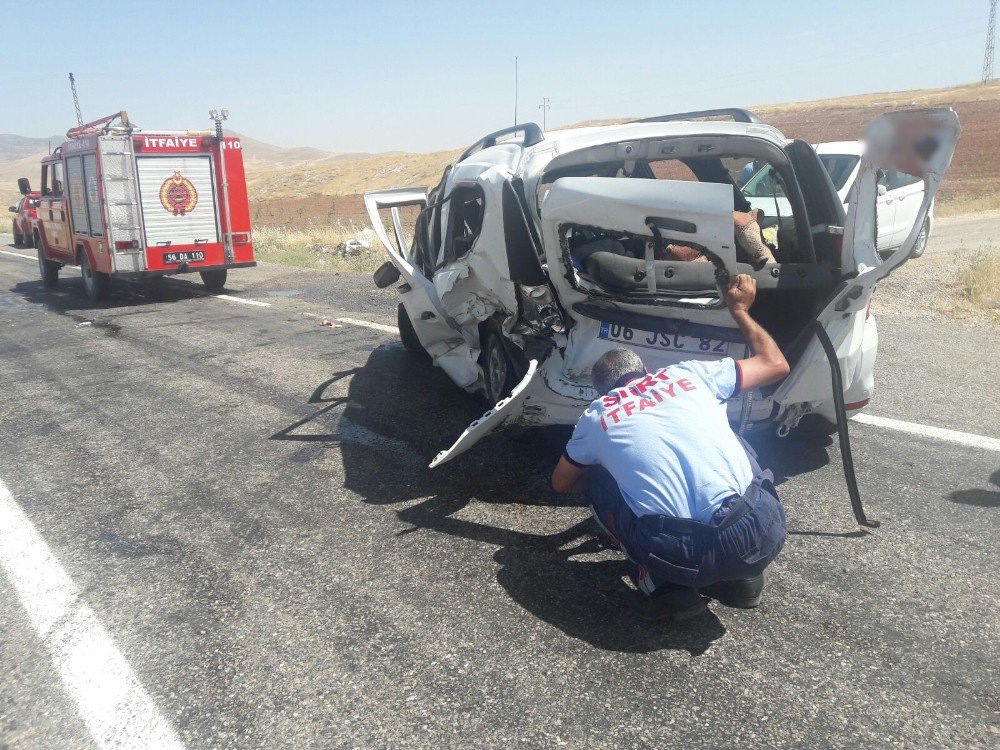 Siirt’te Trafik Kazası: 1 Ölü, 4 Yaralı