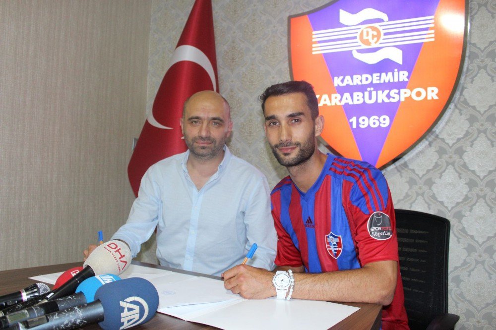 Karabükspor, Ferhat Görgülü İle Resmi İmzayı Attı