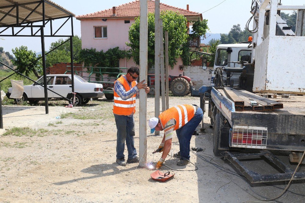 Kurudere Mahallesi Çiftçilerine Destek