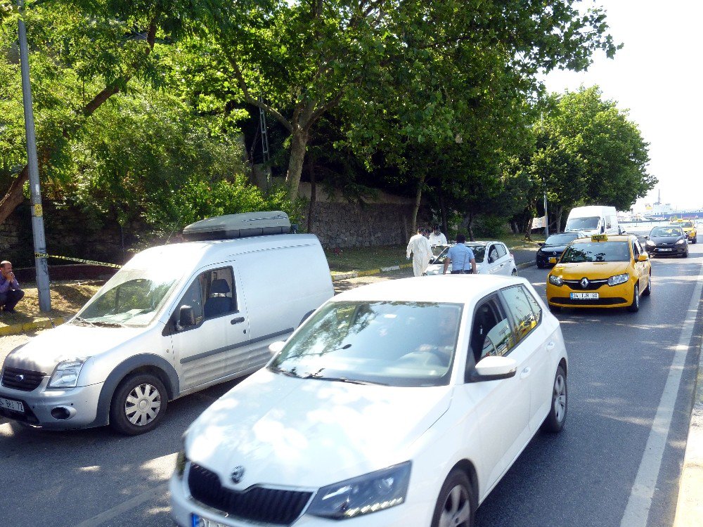 Üsküdar’da Erkek Cesedi Bulundu