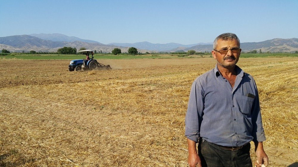 Anız Yakma Toprağa Zarar Veriyor