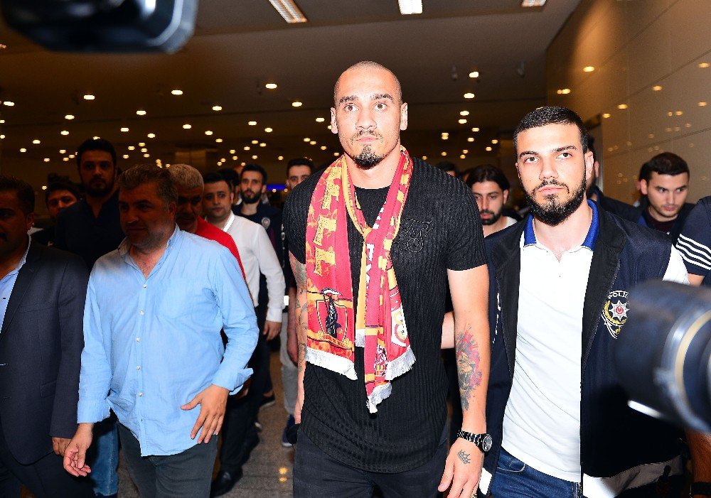 Galatasaray’ın Yeni Transferi Maicon, İstanbul’da