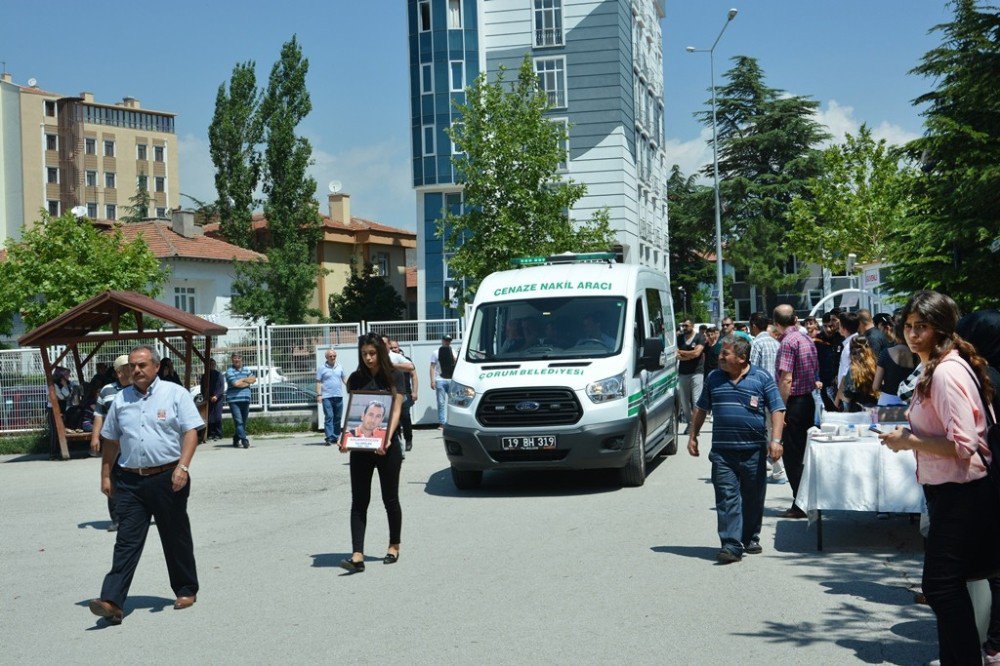 İsa Öğretmen Son Yolculuğuna Uğurlandı