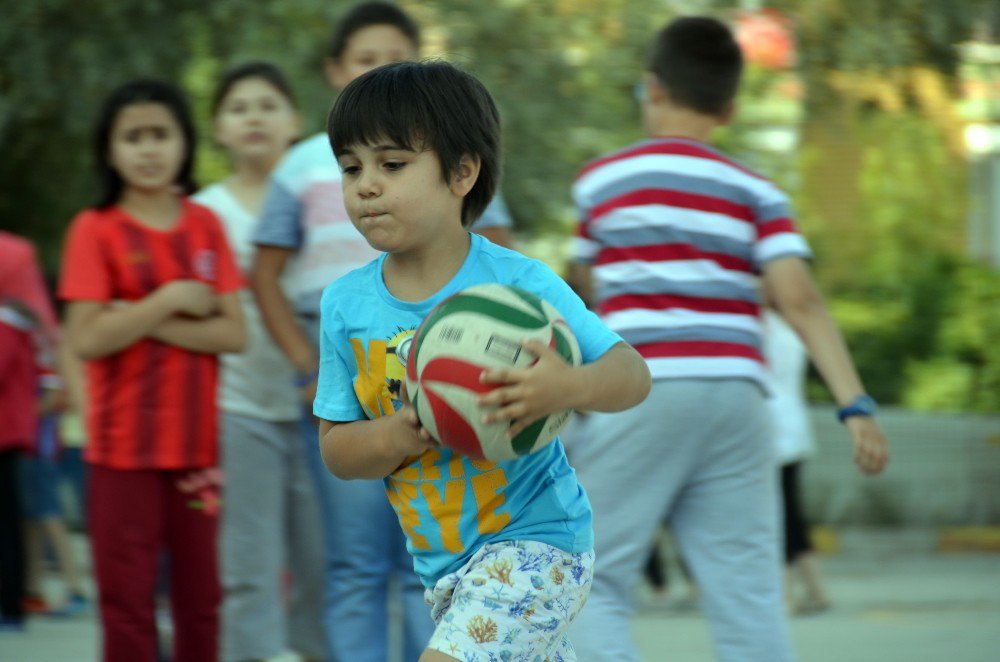 Pursaklar Belediyesi Yaz Spor Okulu Kayıtları Başladı