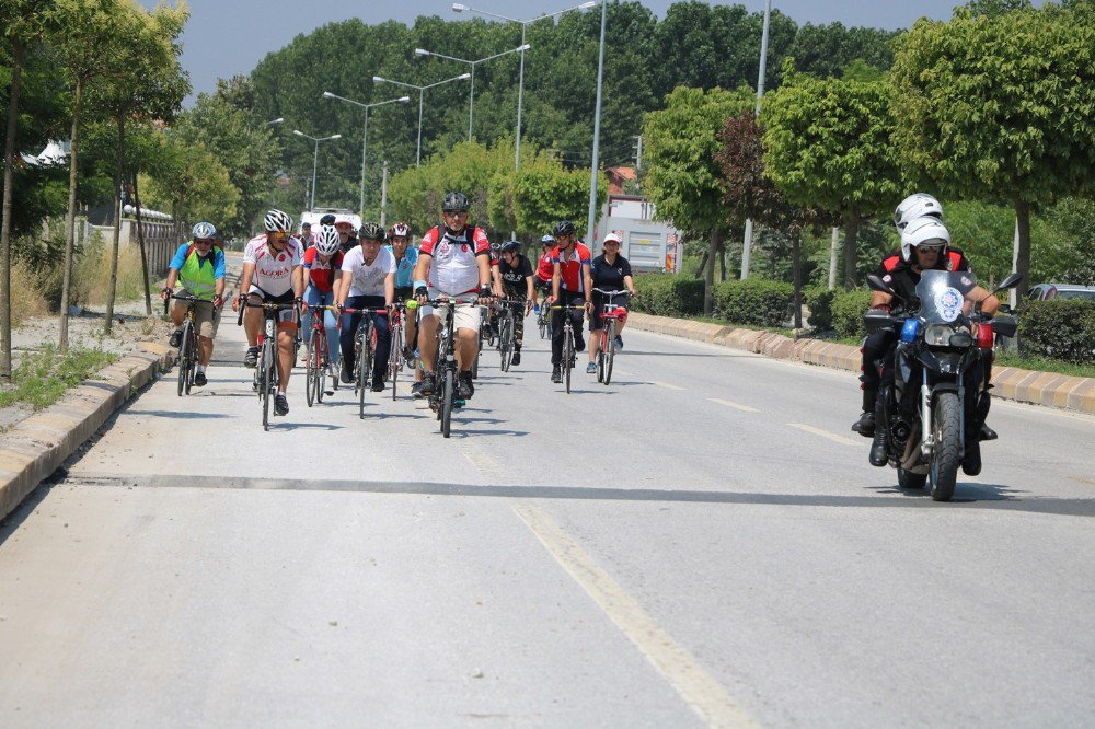 Sakarya’da ‘Uyuşturucuya Karşı Pedal Çevirdiler’