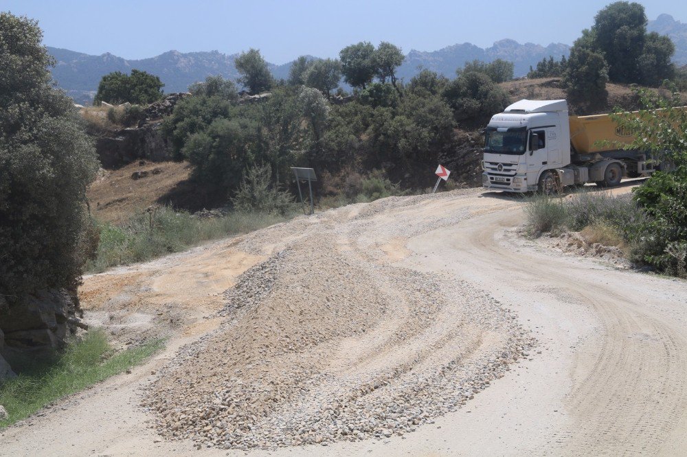 Aydın Büyükşehir Belediyesi Söke’de Asflat Sezonuna Hızlı Girdi