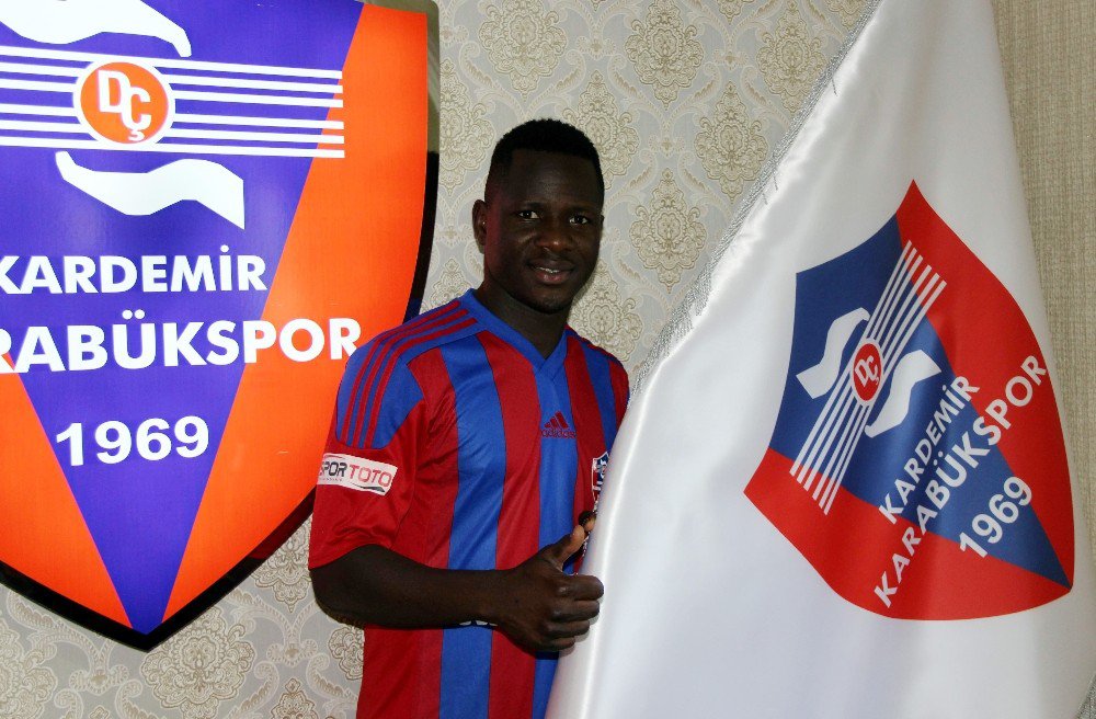 Karabükspor, Hamidou Traore İle 3 Yıllık Sözleşme İmzaladı