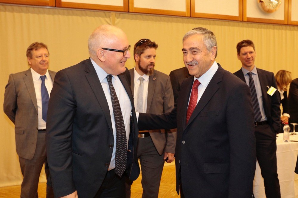 Kktc Cumhurbaşkanı Akıncı, İngiltere Devlet Bakanı Duncan İle Görüştü