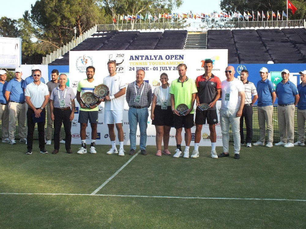 Atp Dünya Turu’nun Yeni Turnuvası Antalya Open’da Çiftler Şampiyonu Robert Lindstedt/asiam-uı-haq Qureshi Oldu