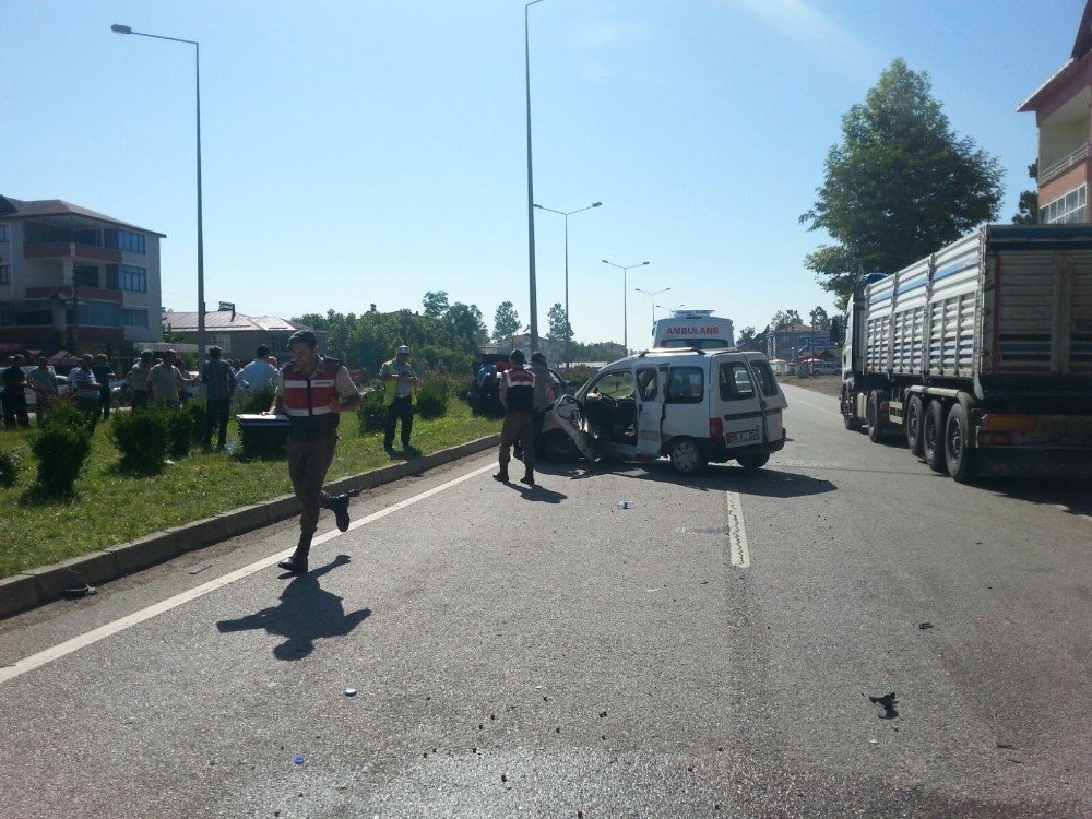 Samsun’da Trafik Kazası: 1 Ölü, 9 Yaralı