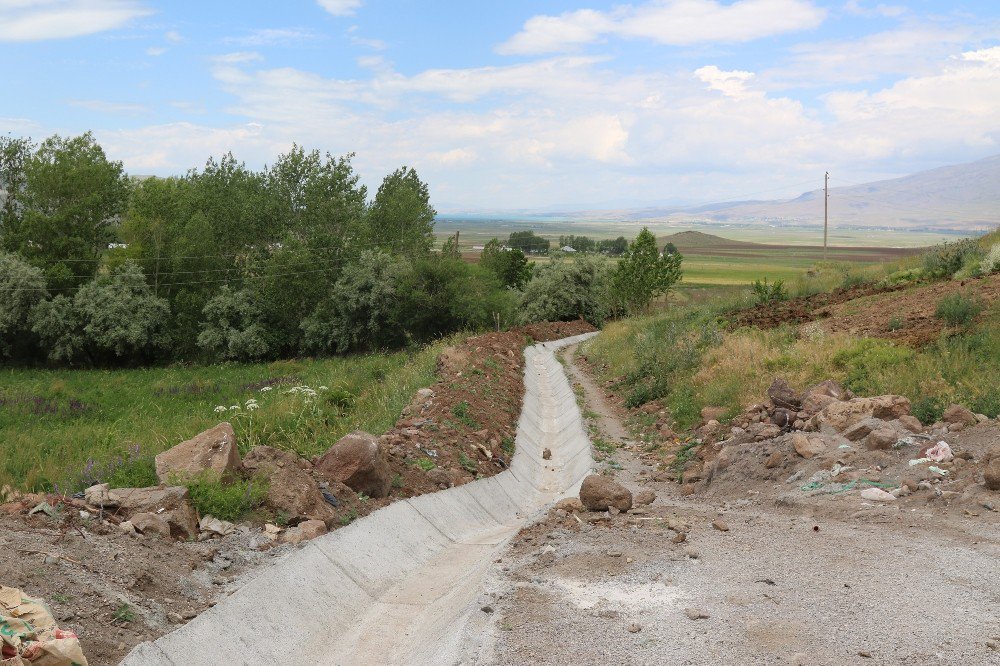 Van Büyükşehir Belediyesinden Kırsal Kalkınmaya 10 Milyon Tl