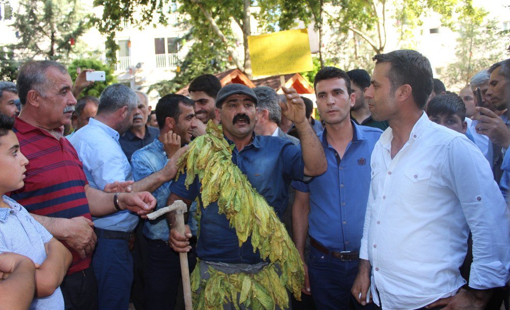 Tütün Protestosunda Gerginlik Yaşandı