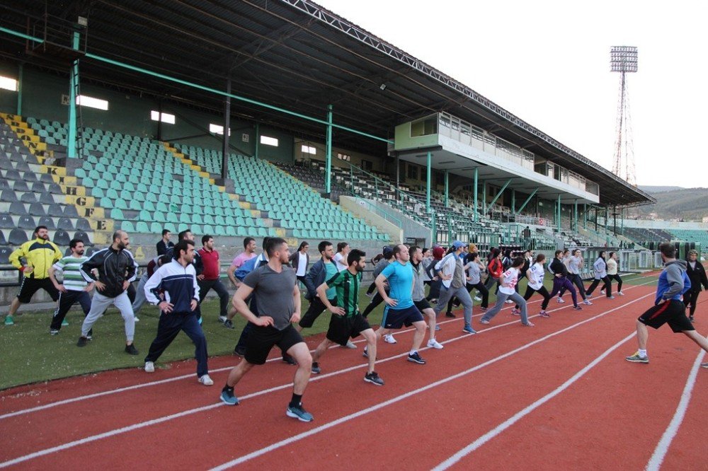 Ücretsiz Özel Yetenek Spor Kursları Gençlere Umut Oluyor