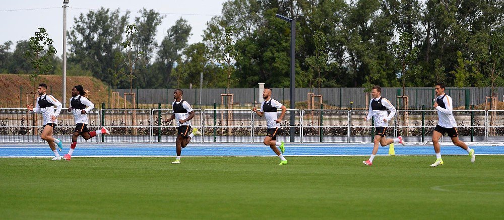 Galatasaray, Çalışmalarını Slovakya’da Sürdürüyor