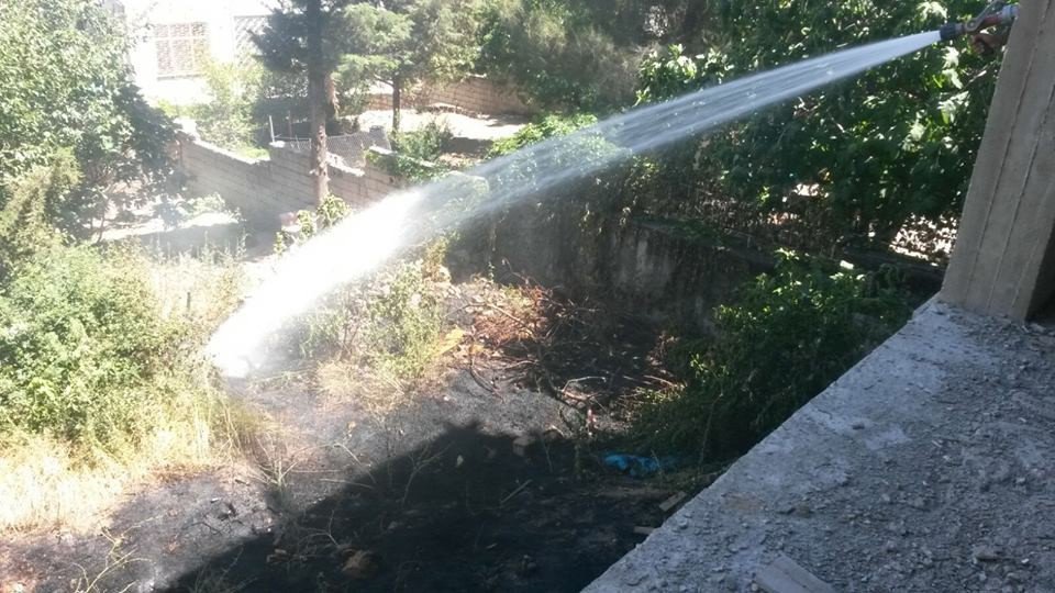 Bahçe Yangını Paniğe Neden Oldu